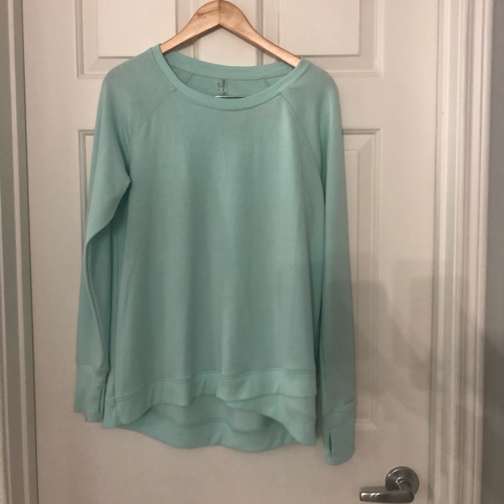 🍀 DANSKIN: Yoga Sweatshirt
